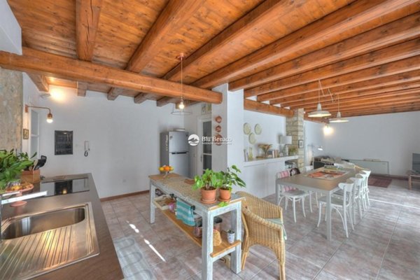 casa indipendente in vendita a Toscolano-Maderno