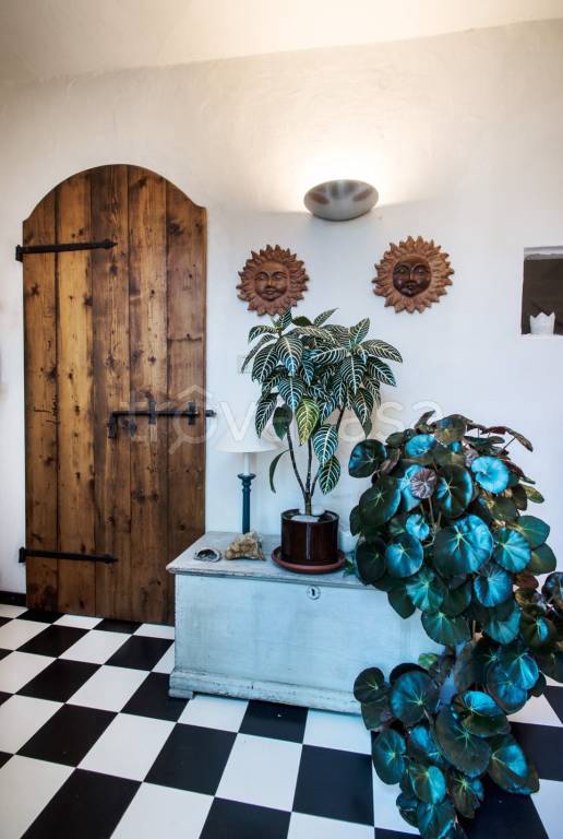 casa indipendente in vendita a Toscolano-Maderno in zona Toscolano