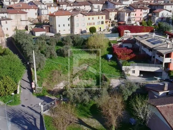 terreno agricolo in vendita a Toscolano-Maderno in zona Gaino
