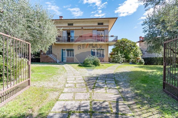 casa indipendente in vendita a Toscolano-Maderno in zona Maderno