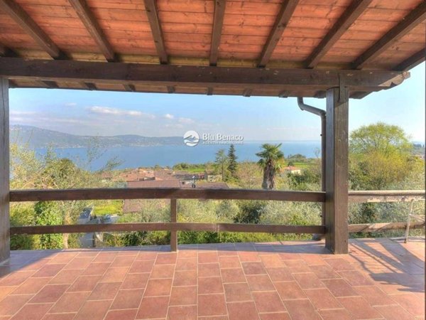 casa indipendente in vendita a Toscolano-Maderno