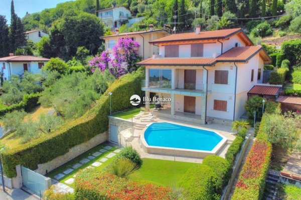 casa indipendente in vendita a Toscolano-Maderno