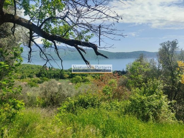 terreno agricolo in vendita a Toscolano-Maderno in zona Gaino