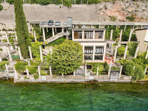 casa indipendente in vendita a Toscolano-Maderno