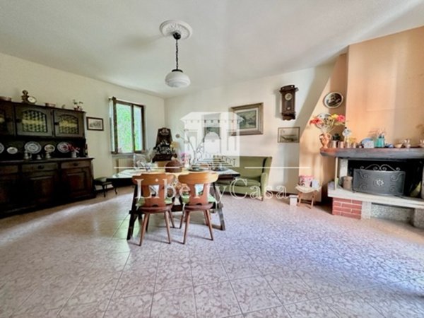 casa indipendente in vendita a Toscolano-Maderno in zona Toscolano