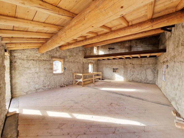 casa indipendente in vendita a Toscolano-Maderno in zona Gaino