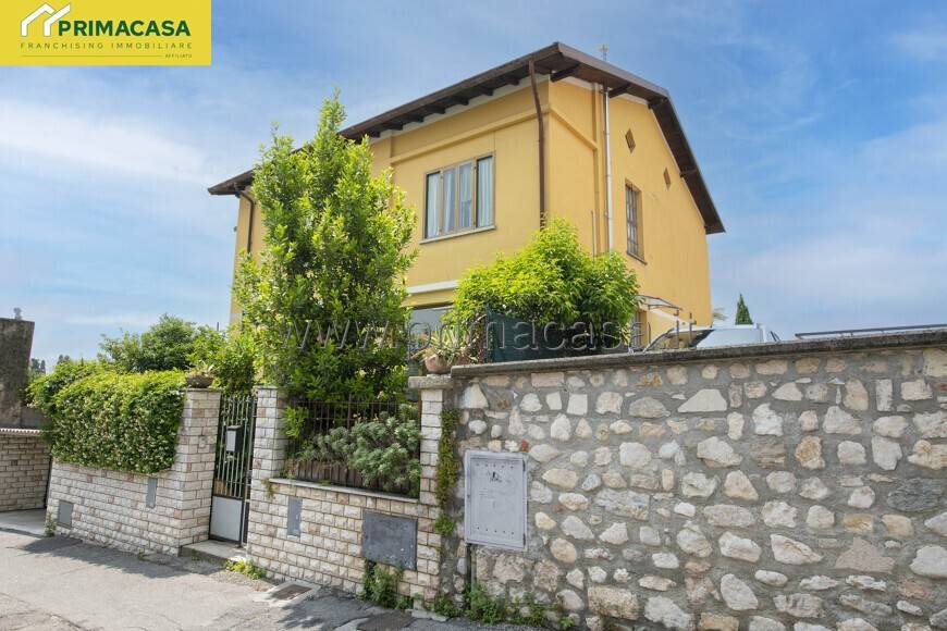 appartamento in vendita a Toscolano-Maderno in zona Toscolano