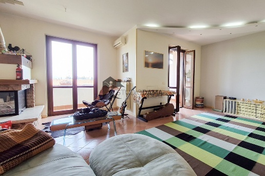 casa indipendente in vendita a Toscolano-Maderno in zona Gaino