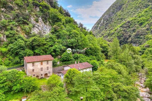 casa indipendente in vendita a Toscolano-Maderno