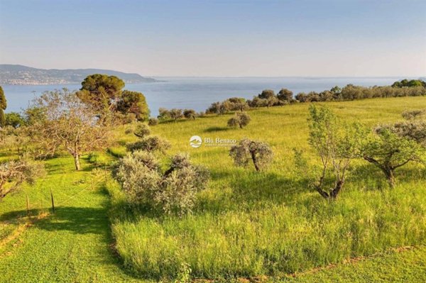 casa indipendente in vendita a Toscolano-Maderno in zona Gaino