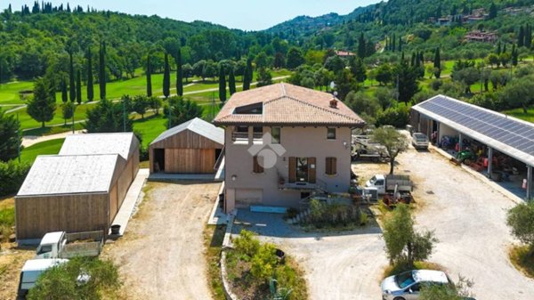 azienda agricola in vendita a Toscolano-Maderno in zona Toscolano