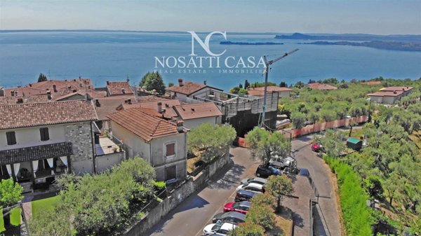 casa indipendente in vendita a Toscolano-Maderno in zona Maclino