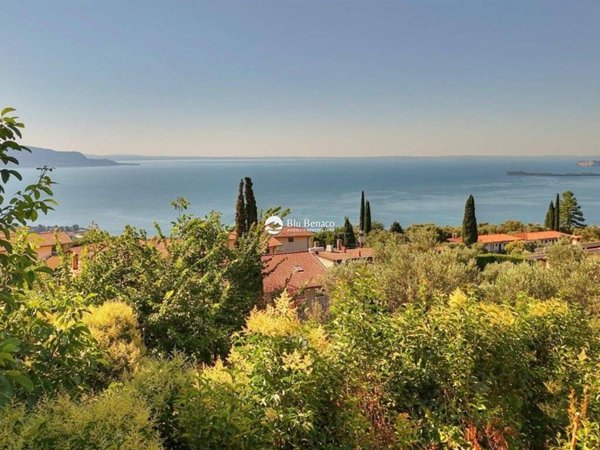 casa indipendente in vendita a Toscolano-Maderno