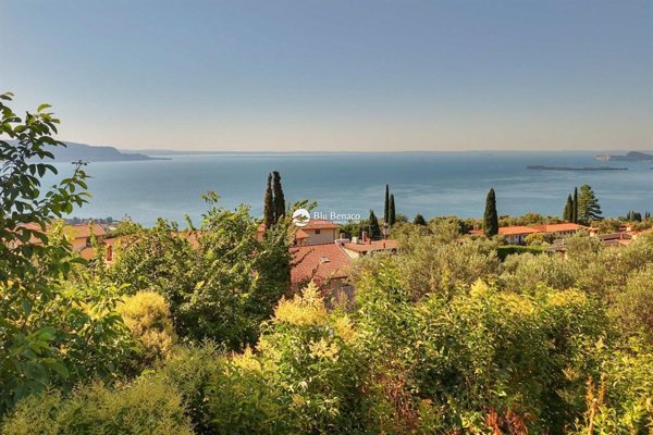 casa indipendente in vendita a Toscolano-Maderno in zona Maderno