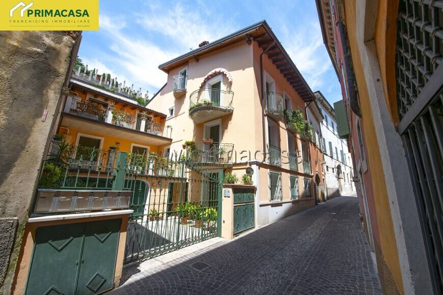 appartamento in vendita a Toscolano-Maderno in zona Maderno