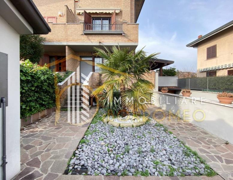 casa indipendente in vendita a Toscolano-Maderno in zona Maderno