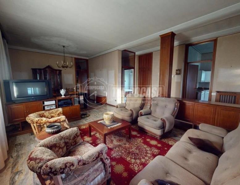 casa indipendente in vendita a Toscolano-Maderno in zona Maderno