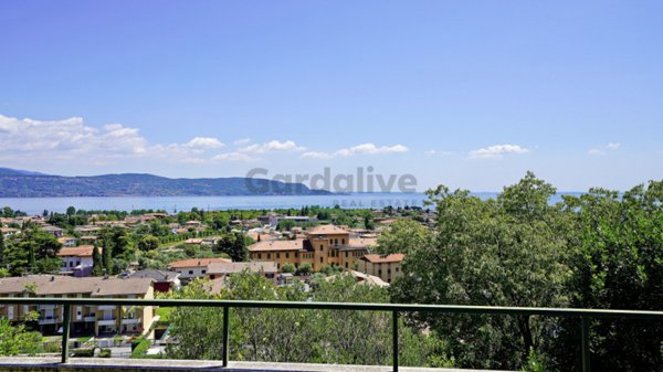 casa indipendente in vendita a Toscolano-Maderno
