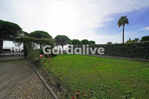 casa indipendente in vendita a Toscolano-Maderno in zona Maderno