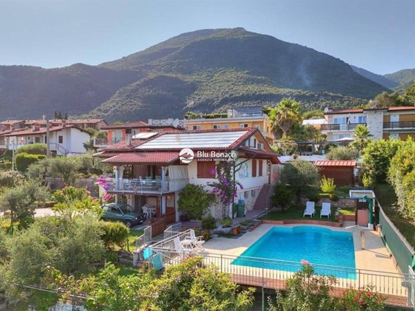 casa indipendente in vendita a Toscolano-Maderno in zona Maclino