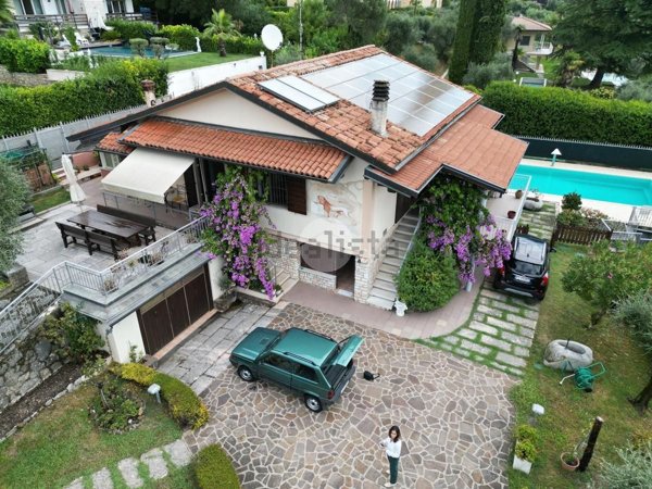 casa indipendente in vendita a Toscolano-Maderno