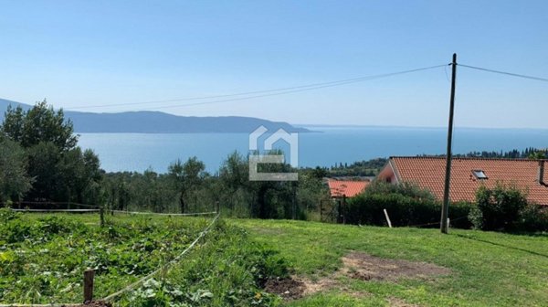 terreno agricolo in vendita a Toscolano-Maderno in zona Gaino