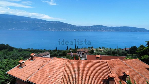 casa indipendente in vendita a Toscolano-Maderno