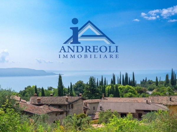 casa indipendente in vendita a Toscolano-Maderno