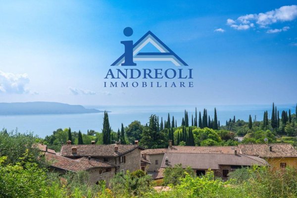 casa indipendente in vendita a Toscolano-Maderno in zona Toscolano