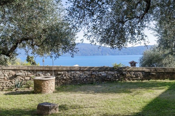 appartamento in vendita a Toscolano-Maderno in zona Cecina