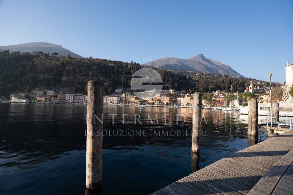 appartamento in vendita a Toscolano-Maderno in zona Toscolano