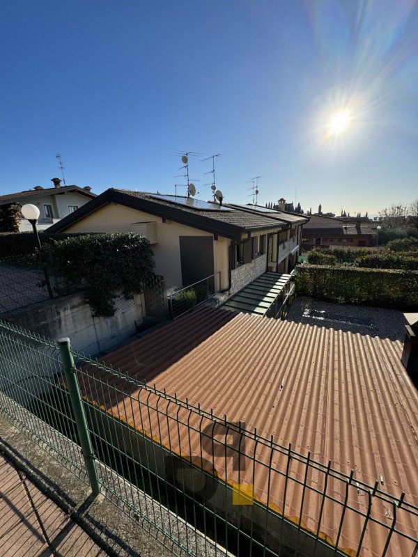 casa indipendente in vendita a Toscolano-Maderno in zona Gaino