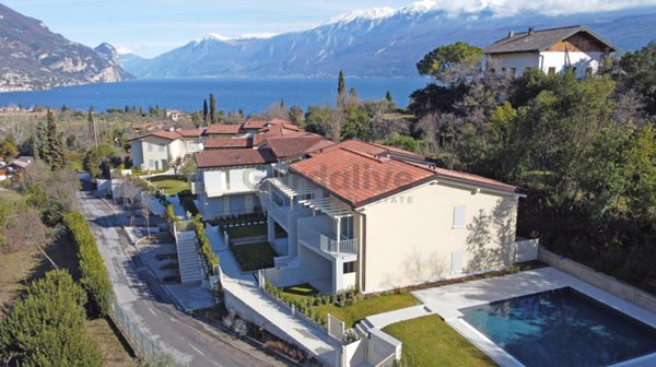appartamento in vendita a Toscolano-Maderno in zona Toscolano