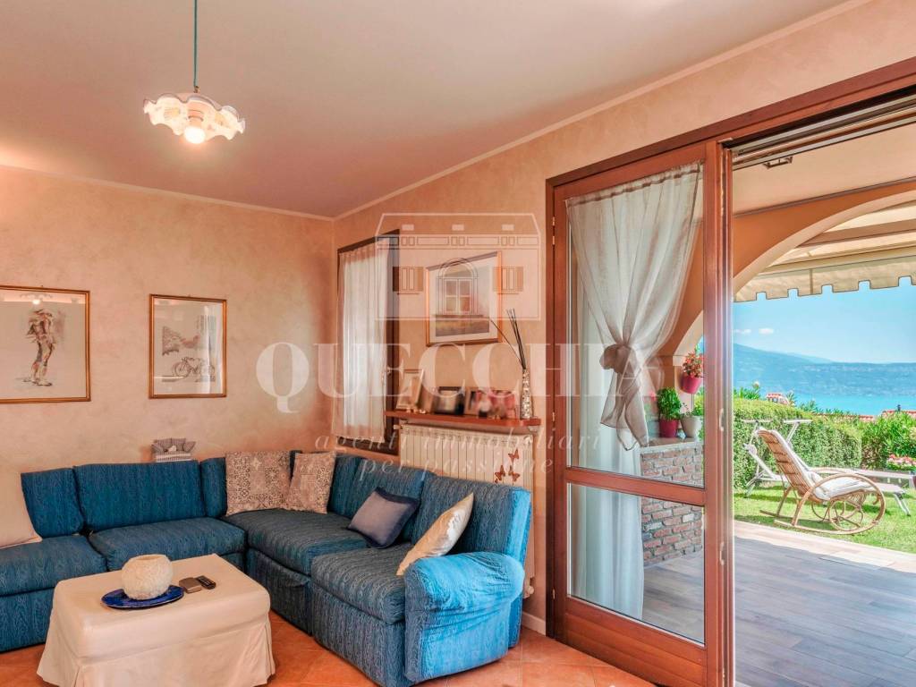 appartamento in vendita a Toscolano-Maderno in zona Gaino