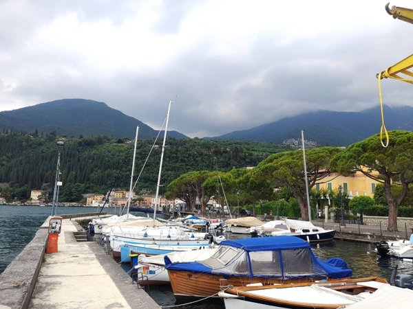 casa indipendente in vendita a Toscolano-Maderno in zona Toscolano