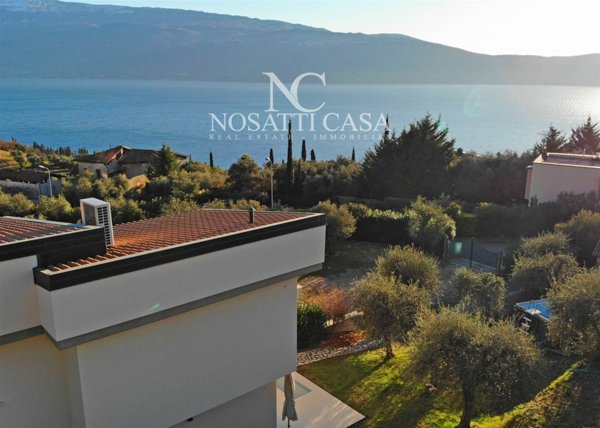 casa indipendente in vendita a Toscolano-Maderno in zona Gaino