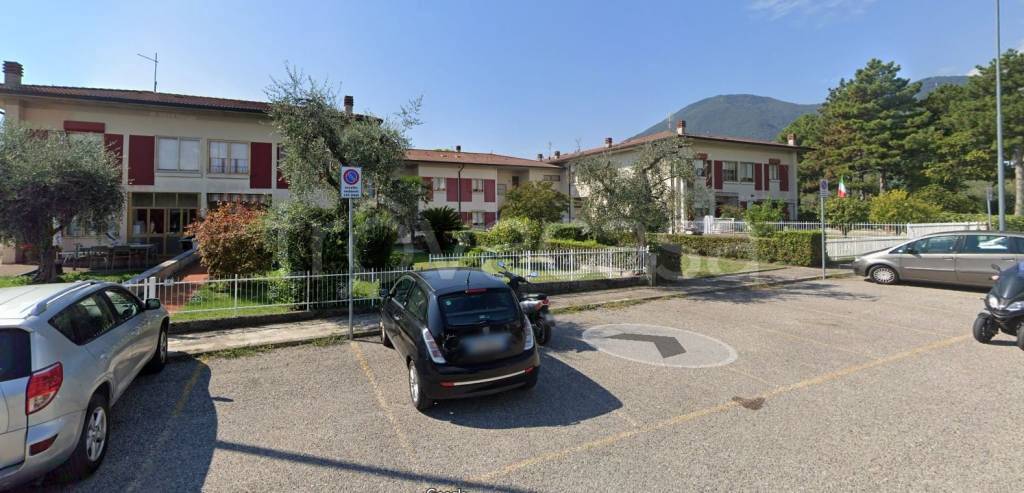 appartamento in vendita a Toscolano-Maderno in zona Toscolano
