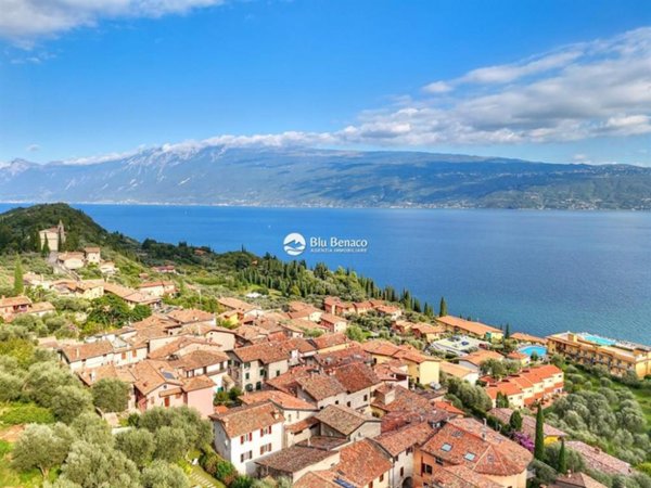 casa indipendente in vendita a Toscolano-Maderno in zona Cecina