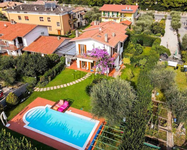 casa indipendente in vendita a Toscolano-Maderno in zona Toscolano