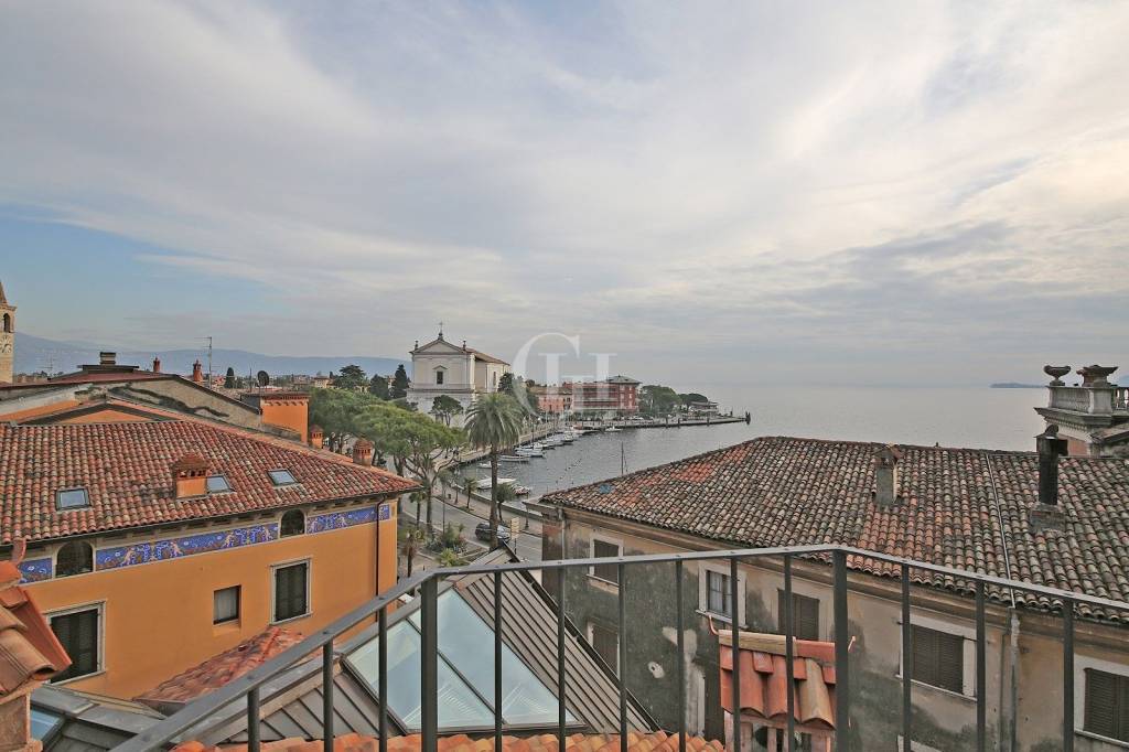 appartamento in vendita a Toscolano-Maderno in zona Toscolano