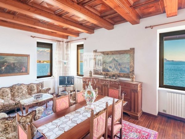 appartamento in vendita a Toscolano-Maderno in zona Toscolano