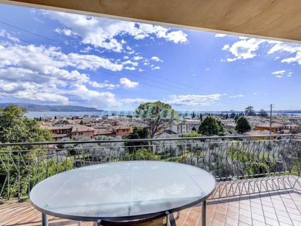 casa indipendente in vendita a Toscolano-Maderno