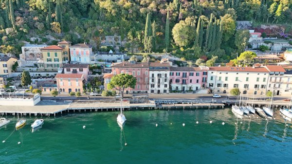 appartamento in vendita a Toscolano-Maderno in zona Maderno