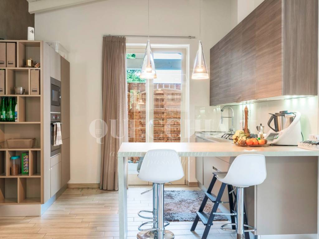 casa indipendente in vendita a Toscolano-Maderno in zona Maderno