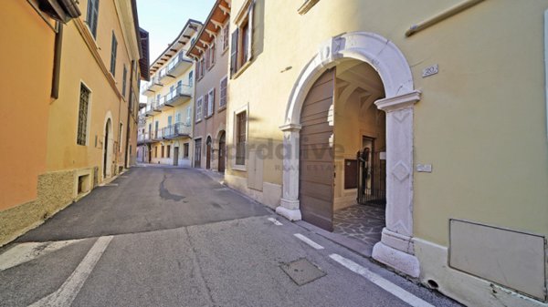 appartamento in vendita a Toscolano-Maderno in zona Maderno