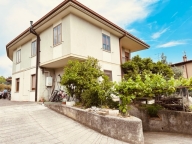 casa indipendente in vendita a Toscolano-Maderno