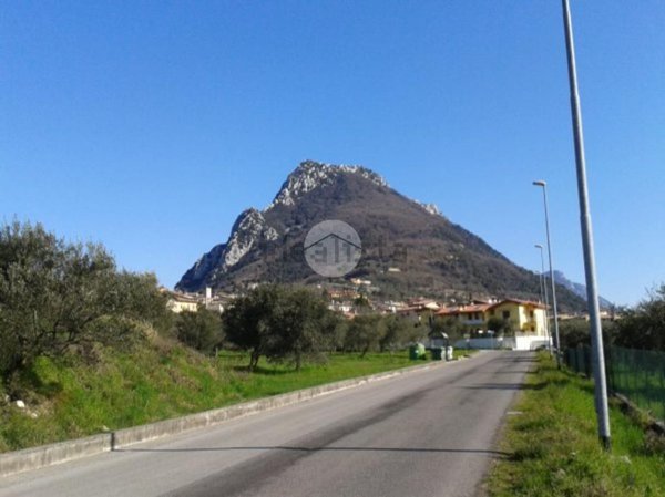 terreno edificabile in vendita a Toscolano-Maderno