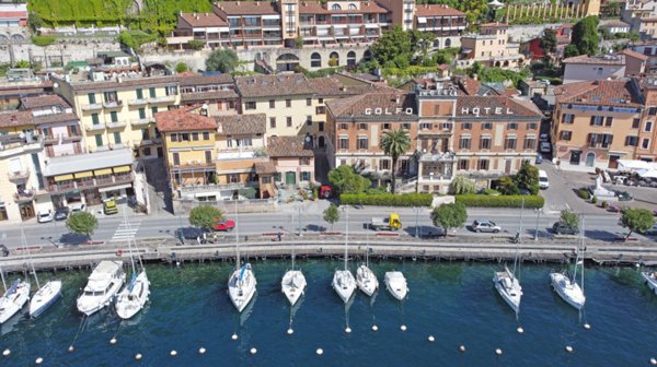 villa in vendita a Toscolano-Maderno in zona Maderno