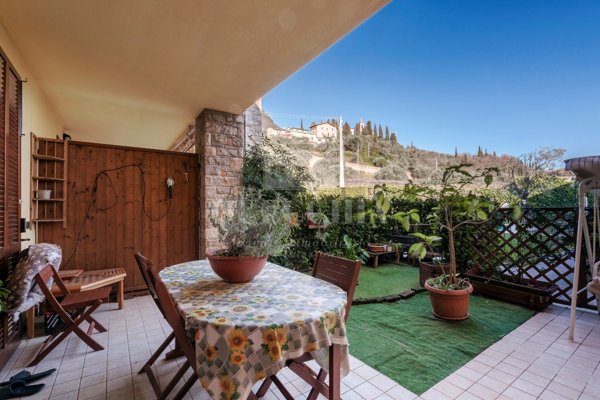 appartamento in vendita a Toscolano-Maderno in zona Cecina