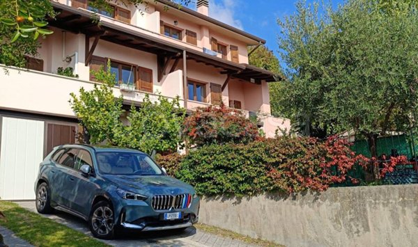 casa indipendente in vendita a Toscolano-Maderno in zona Toscolano